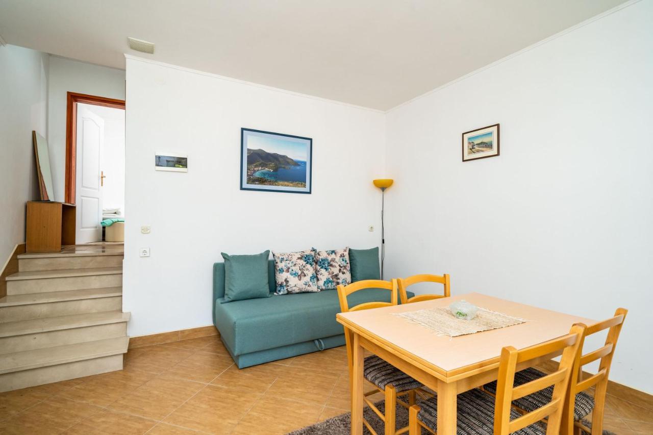 Apartment Zuljana 10233B ภายนอก รูปภาพ